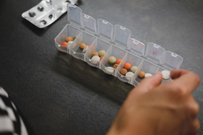 weekly pill organiser